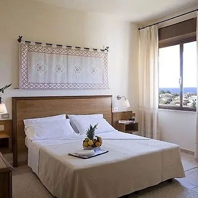 Califfo Hotel 4*