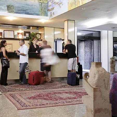 Hotel Califfo 4*