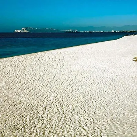 Califfo Ξενοδοχείο Quartu SantʼElena