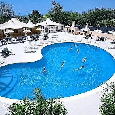 Califfo Hotel 4*