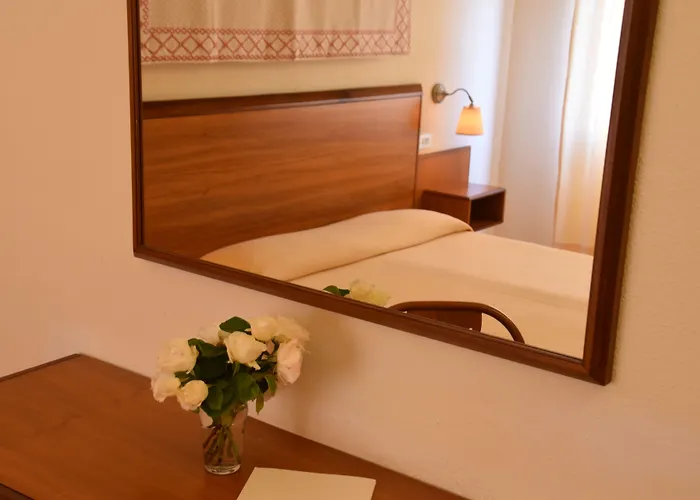 Califfo Hotel Quartu SantʼElena