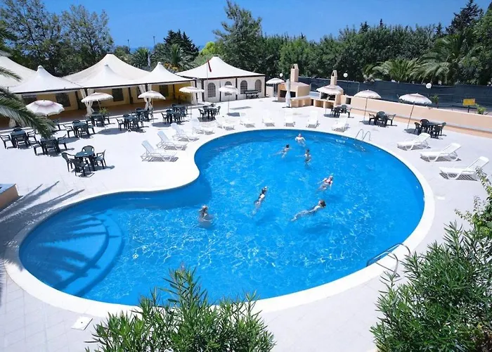 Califfo 4* Quartu SantʼElena